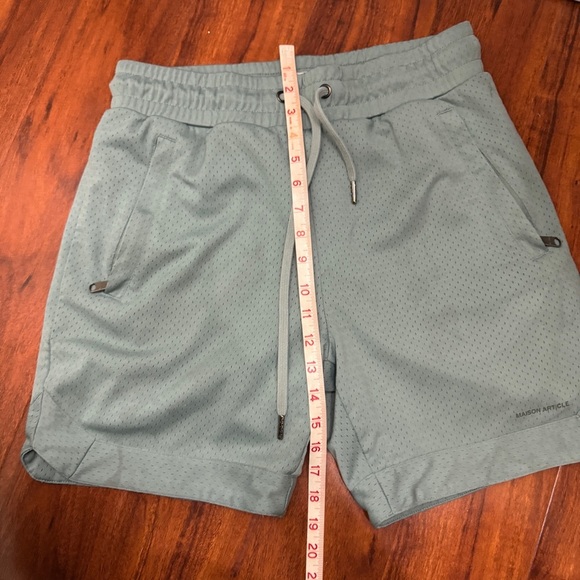 Maison Article Mesh Shorts Size Medium - Picture 9 of 9